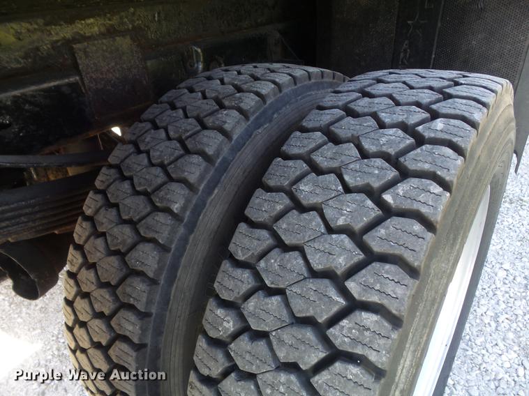 image for item DC7322 2008 Ford F550 Super Duty XL dump truck