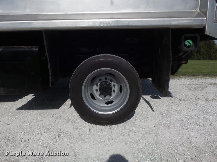 image for item DC7322 2008 Ford F550 Super Duty XL dump truck