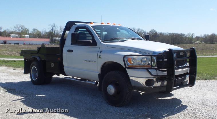 image for item DC7323 2006 Dodge Ram 3500 bale bed pickup truck