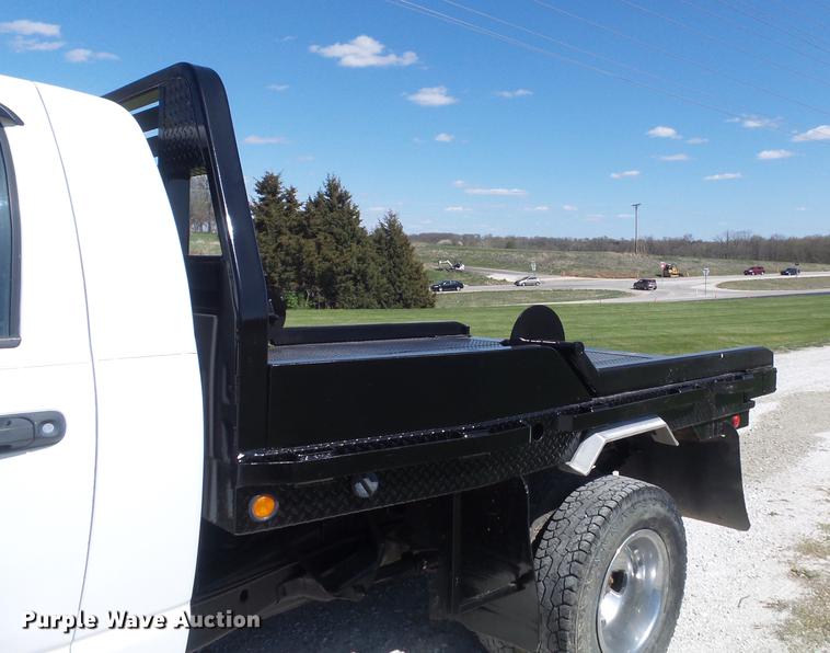 image for item DC7323 2006 Dodge Ram 3500 bale bed pickup truck