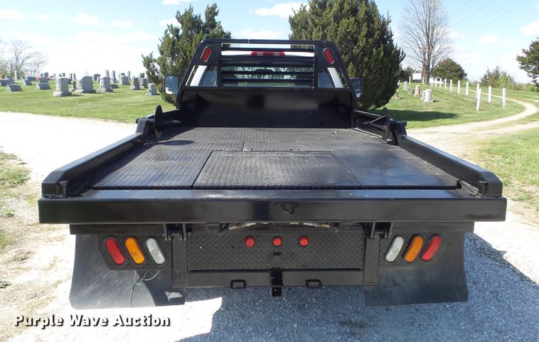 image for item DC7323 2006 Dodge Ram 3500 bale bed pickup truck