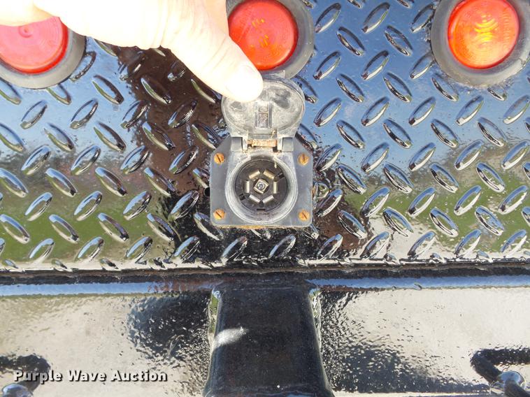 image for item DC7323 2006 Dodge Ram 3500 bale bed pickup truck