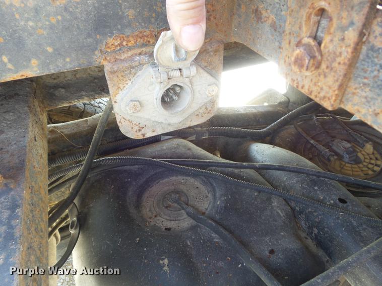 image for item DC7323 2006 Dodge Ram 3500 bale bed pickup truck