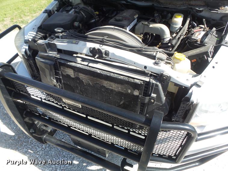 image for item DC7323 2006 Dodge Ram 3500 bale bed pickup truck