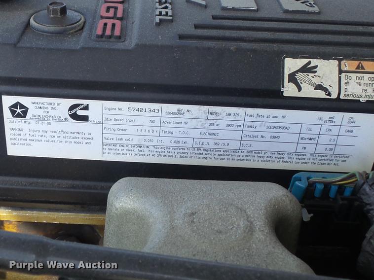 image for item DC7323 2006 Dodge Ram 3500 bale bed pickup truck