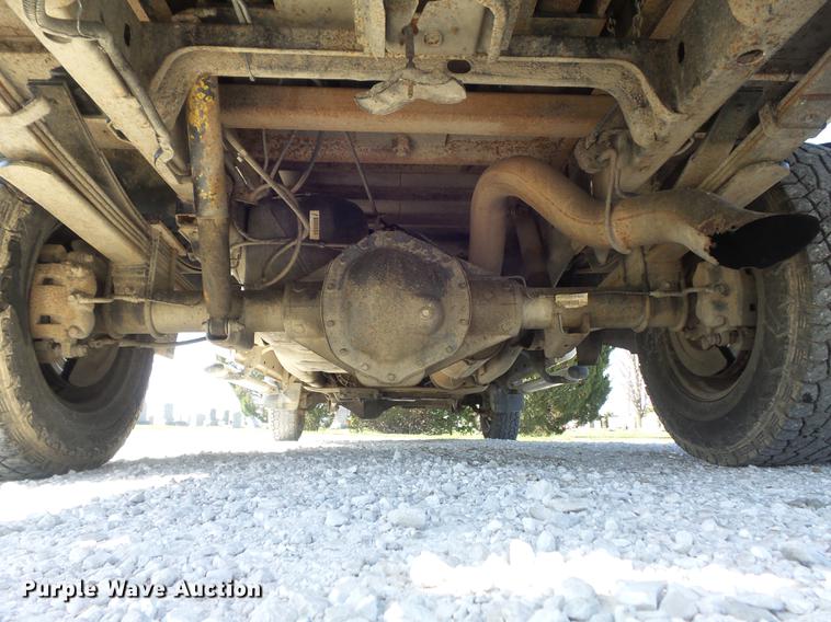 image for item DC7323 2006 Dodge Ram 3500 bale bed pickup truck