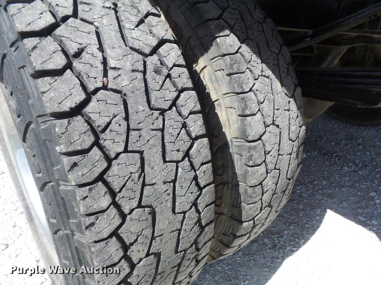 image for item DC7323 2006 Dodge Ram 3500 bale bed pickup truck