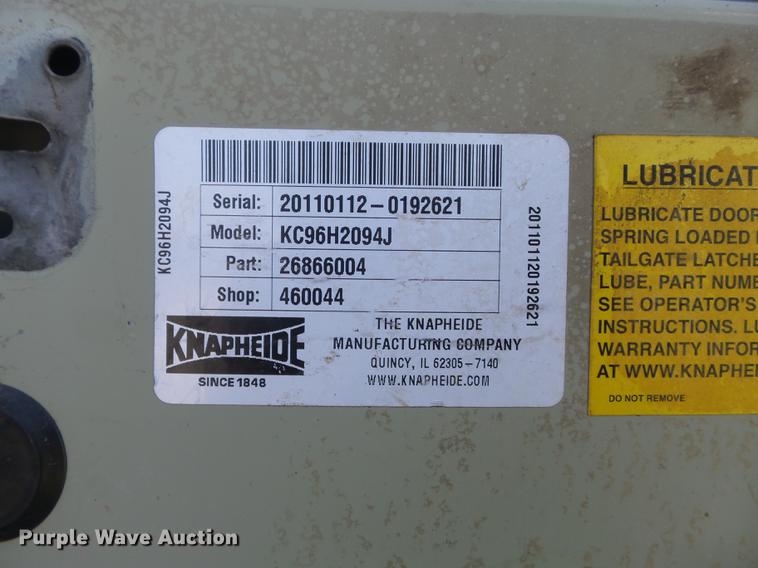 image for item DC7324 2004 Ford F350 Super Duty Lariat Crew Cab utility bed pickup truck