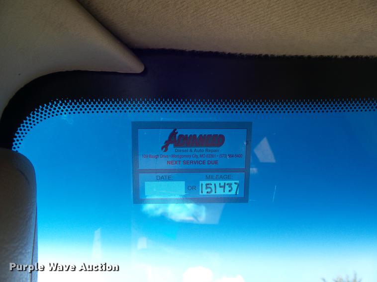 image for item DC7324 2004 Ford F350 Super Duty Lariat Crew Cab utility bed pickup truck