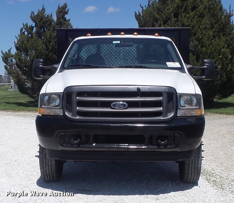 image for item DC7328 2002 Ford F550 Super Duty XL flatbed truck