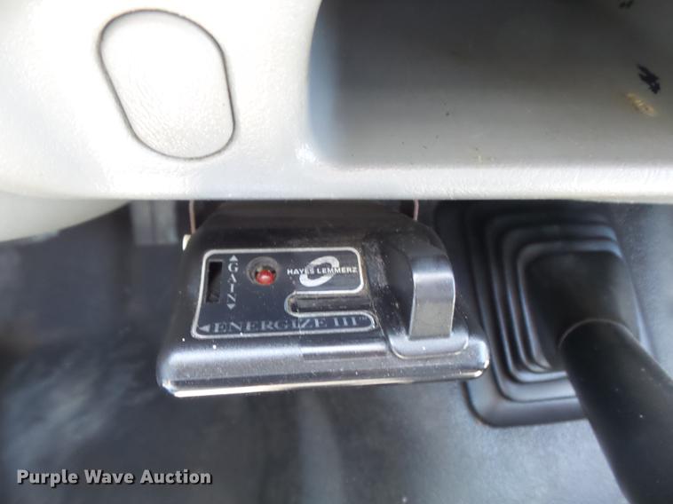 image for item DC7328 2002 Ford F550 Super Duty XL flatbed truck