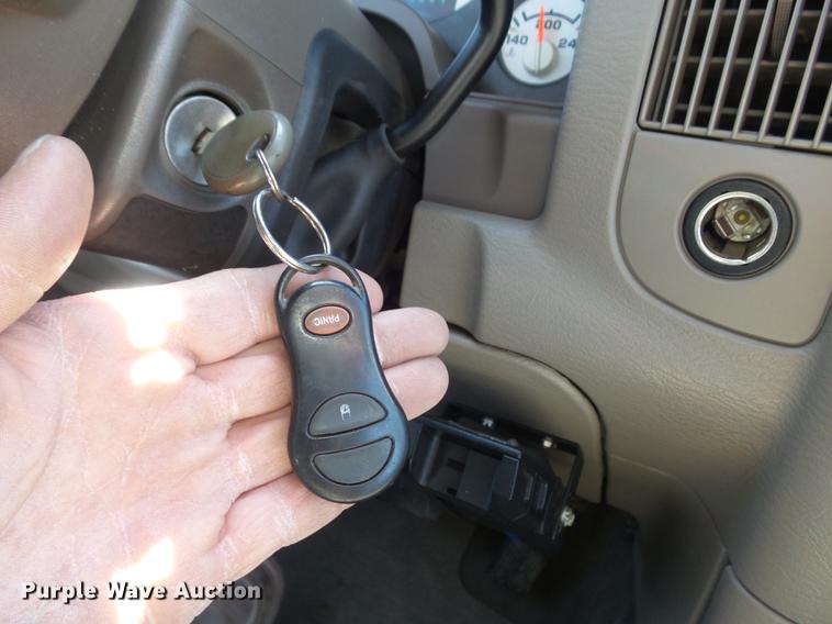 image for item DC7329 2004 Dodge Ram 2500 Laramie Quad Cab pickup truck