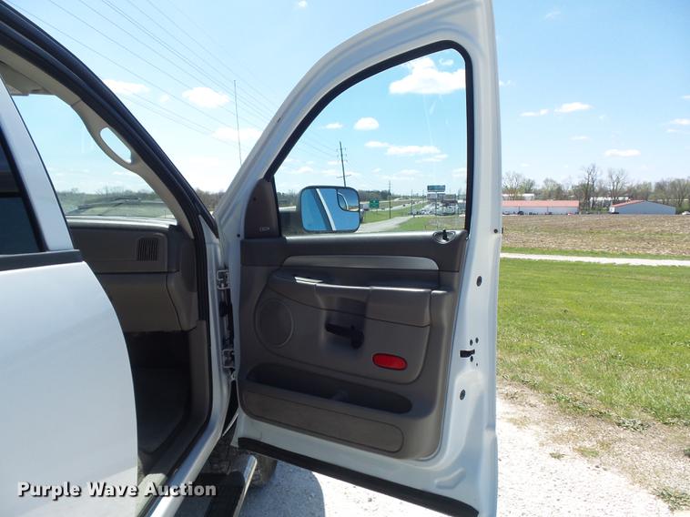 image for item DC7329 2004 Dodge Ram 2500 Laramie Quad Cab pickup truck