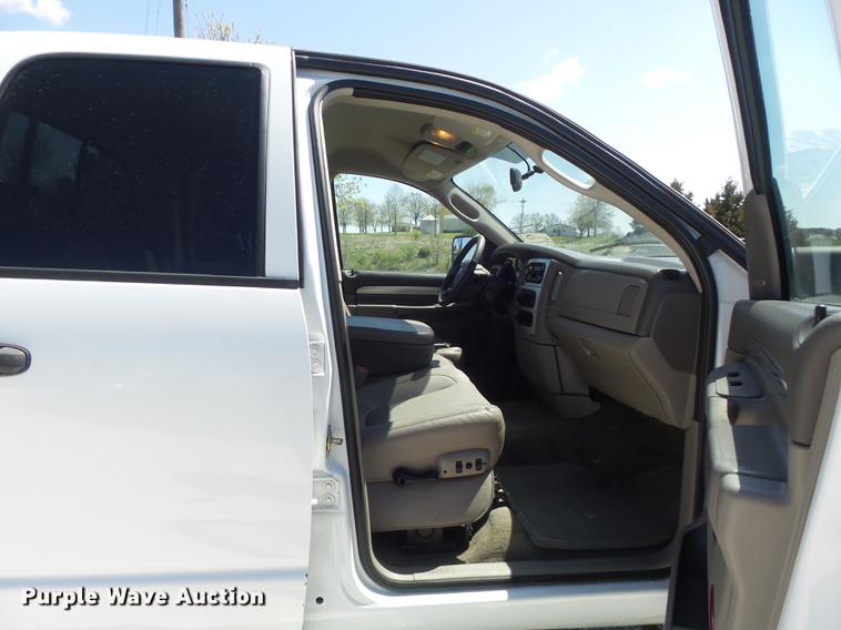 image for item DC7329 2004 Dodge Ram 2500 Laramie Quad Cab pickup truck