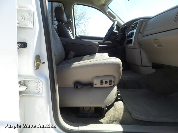 image for item DC7329 2004 Dodge Ram 2500 Laramie Quad Cab pickup truck