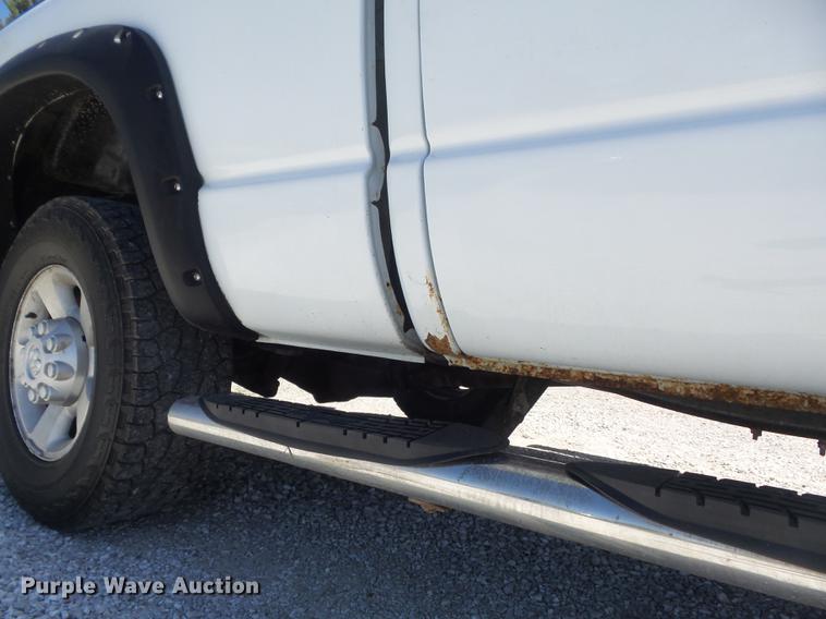 image for item DC7329 2004 Dodge Ram 2500 Laramie Quad Cab pickup truck