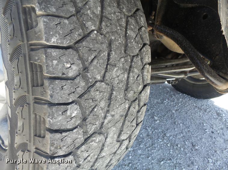 image for item DC7329 2004 Dodge Ram 2500 Laramie Quad Cab pickup truck