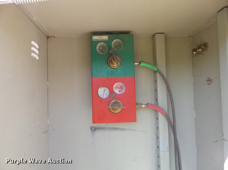 image for item DC7331 2007 Ford F550 Super Duty XL SuperCab service truck with crane