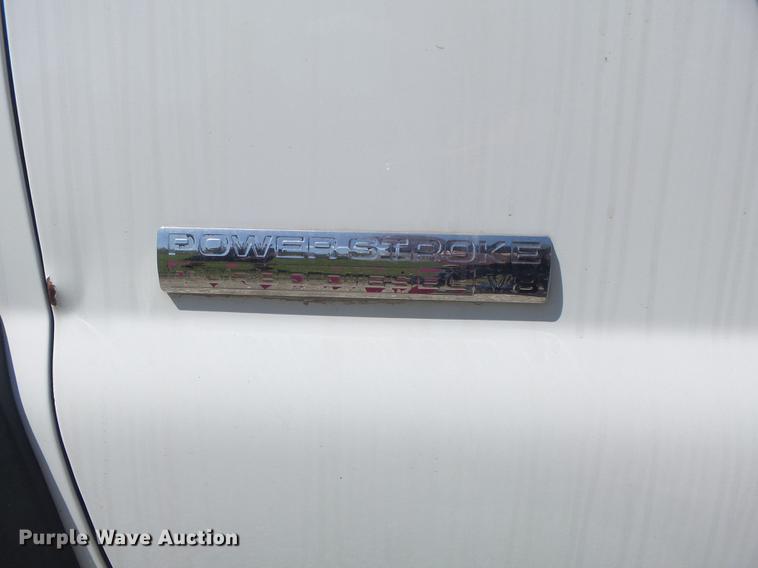 image for item DC7331 2007 Ford F550 Super Duty XL SuperCab service truck with crane