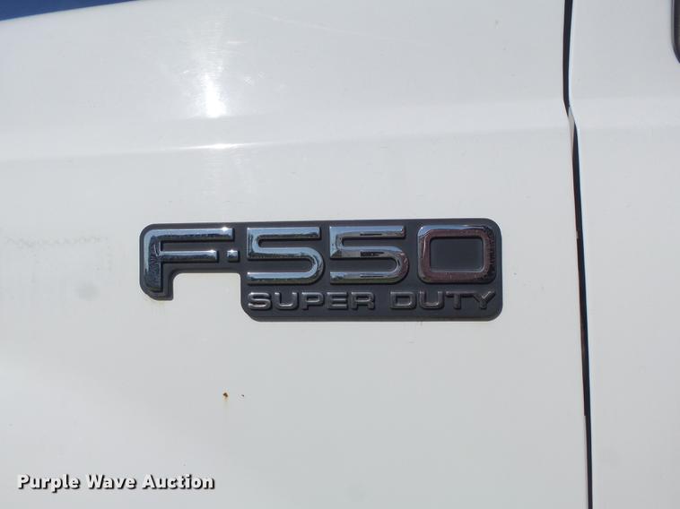image for item DC7332 1999 Ford F550 Super Duty service truck with crane