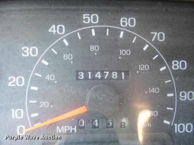 image for item DC7333 2000 Ford F350 Super Duty Lariat SuperCab pickup truck