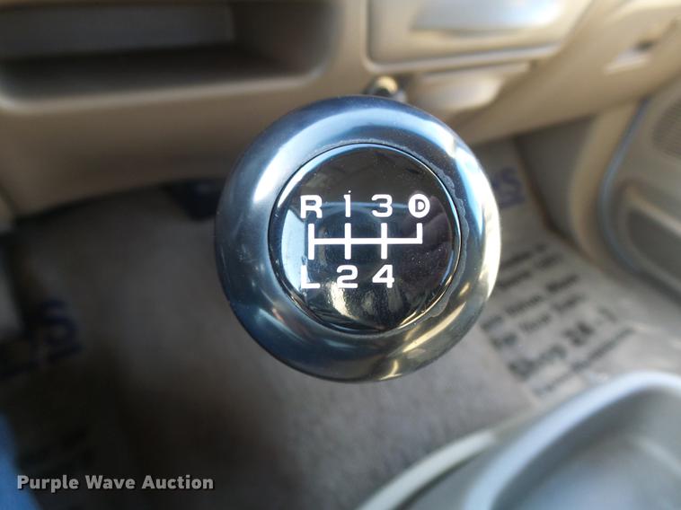 image for item DC7333 2000 Ford F350 Super Duty Lariat SuperCab pickup truck