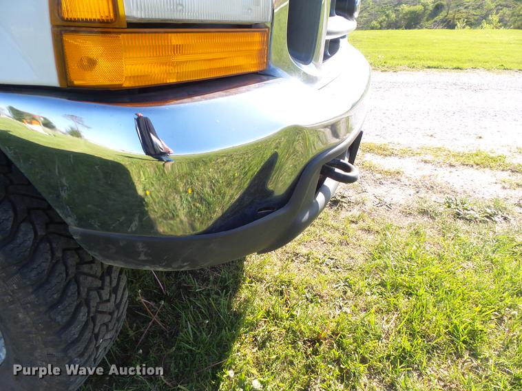 image for item DC7333 2000 Ford F350 Super Duty Lariat SuperCab pickup truck