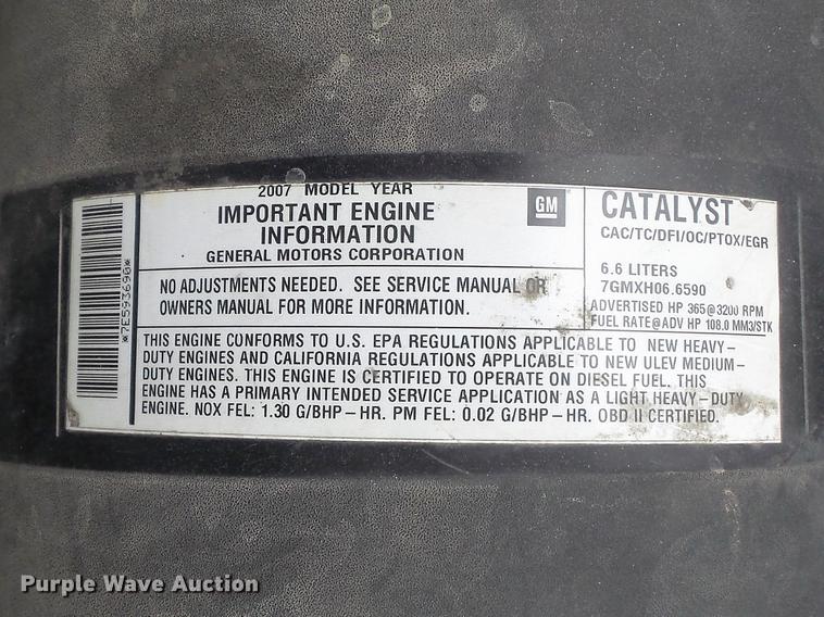 image for item DC7335 2007 Chevrolet Silverado 3500HD utility bed pickup truck