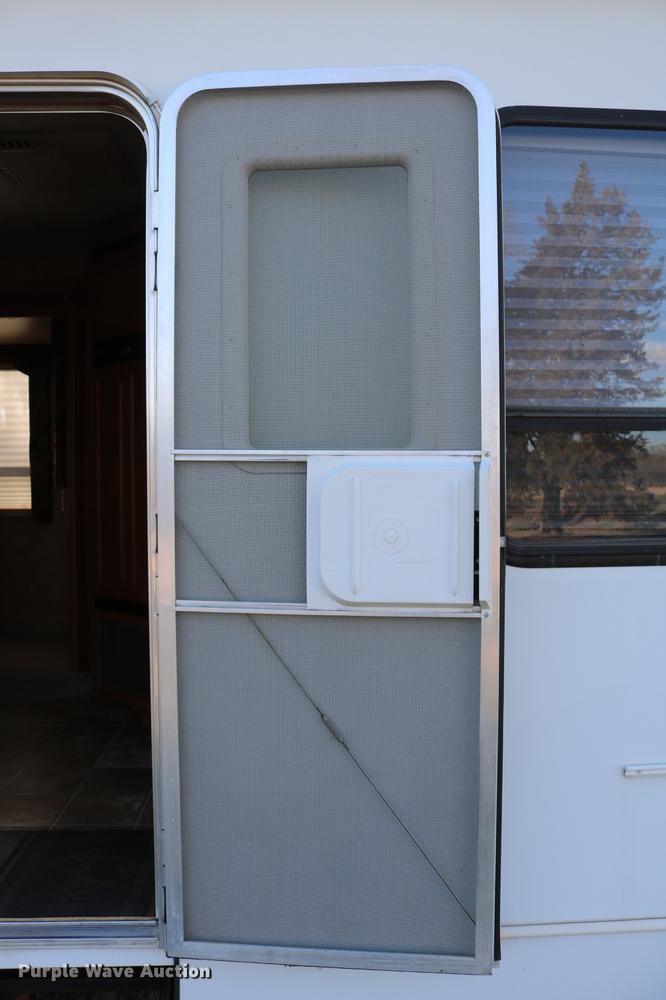 image for item DC7599 2009 Jayco Eagle 320RLS camper