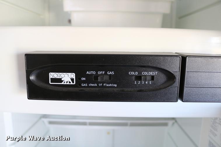 image for item DC7599 2009 Jayco Eagle 320RLS camper