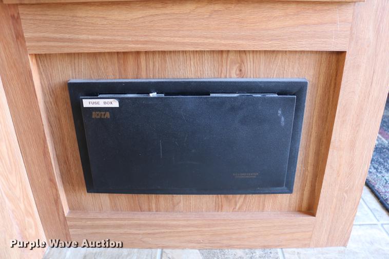 image for item DC7599 2009 Jayco Eagle 320RLS camper