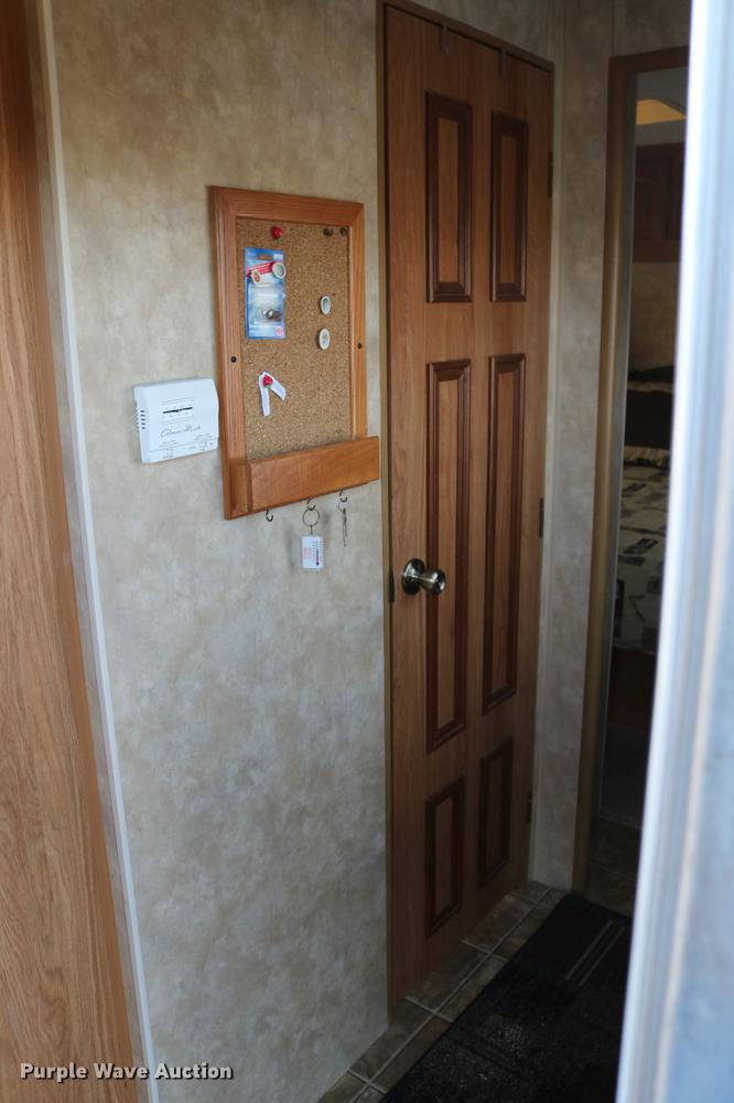 image for item DC7599 2009 Jayco Eagle 320RLS camper