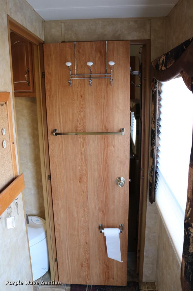 image for item DC7599 2009 Jayco Eagle 320RLS camper