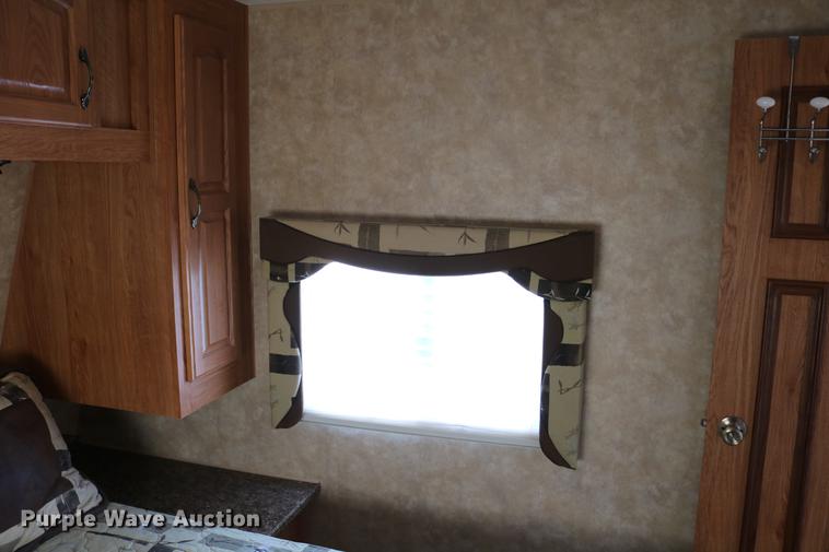 image for item DC7599 2009 Jayco Eagle 320RLS camper