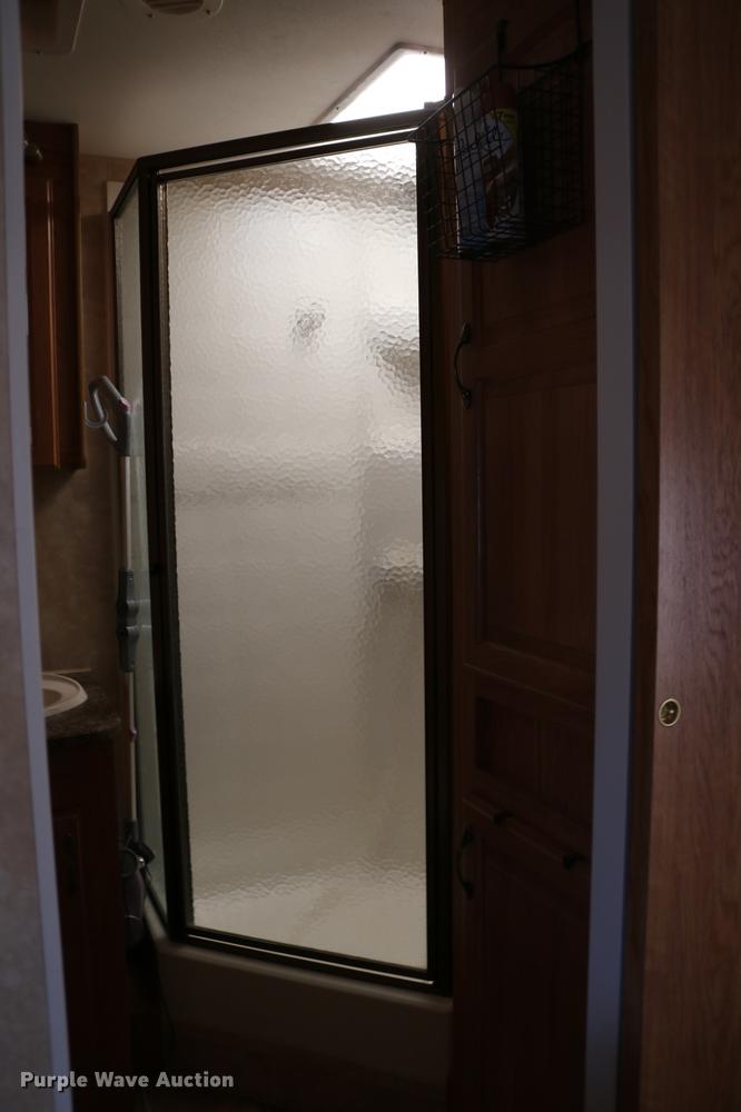 image for item DC7599 2009 Jayco Eagle 320RLS camper