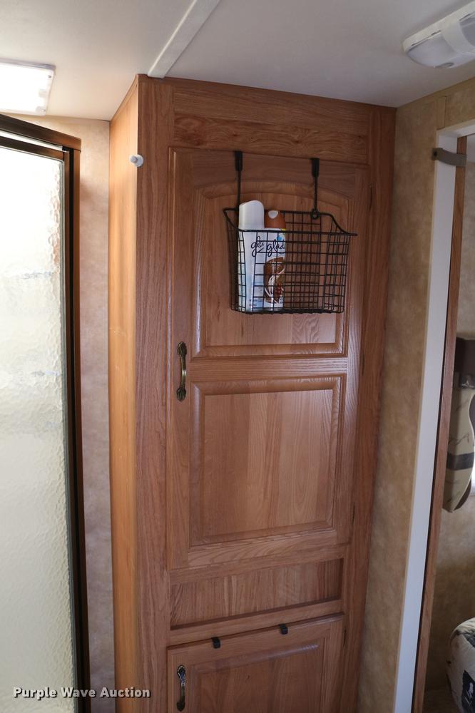 image for item DC7599 2009 Jayco Eagle 320RLS camper