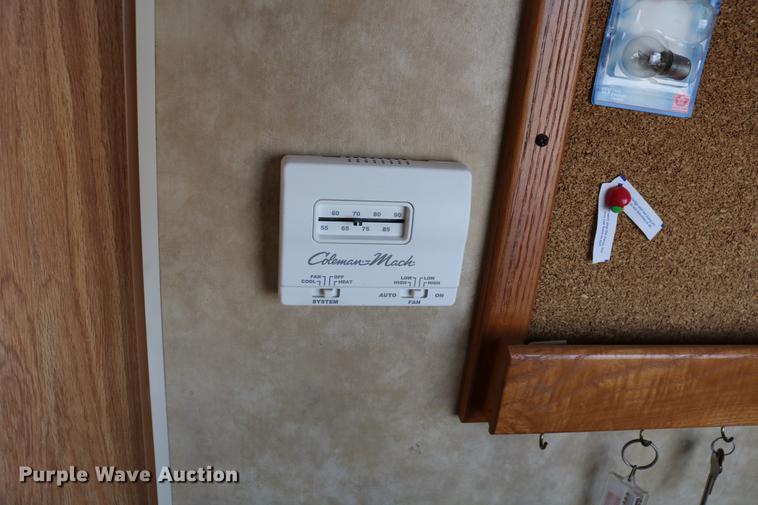 image for item DC7599 2009 Jayco Eagle 320RLS camper