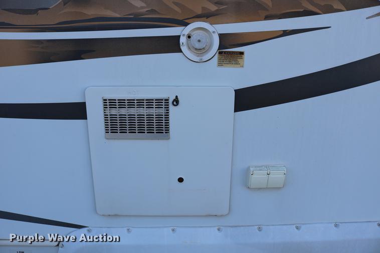 image for item DC7599 2009 Jayco Eagle 320RLS camper