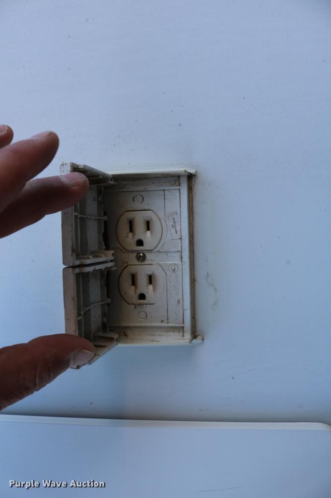 image for item DC7599 2009 Jayco Eagle 320RLS camper