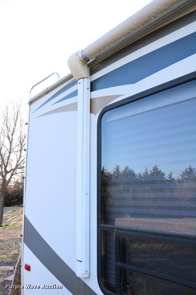 image for item DC7599 2009 Jayco Eagle 320RLS camper