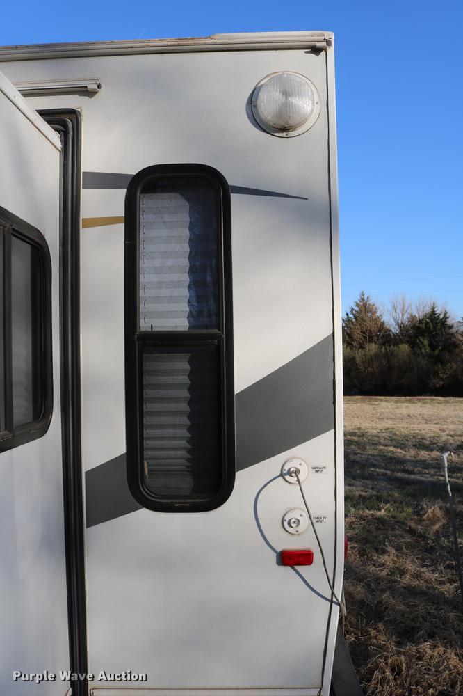 image for item DC7599 2009 Jayco Eagle 320RLS camper