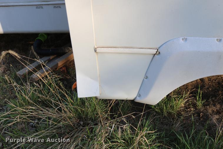 image for item DC7599 2009 Jayco Eagle 320RLS camper