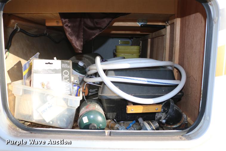 image for item DC7599 2009 Jayco Eagle 320RLS camper