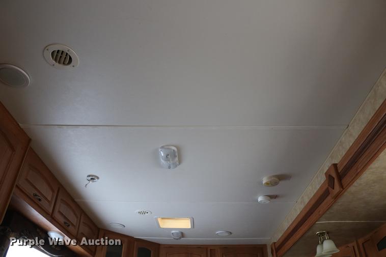 image for item DC7599 2009 Jayco Eagle 320RLS camper