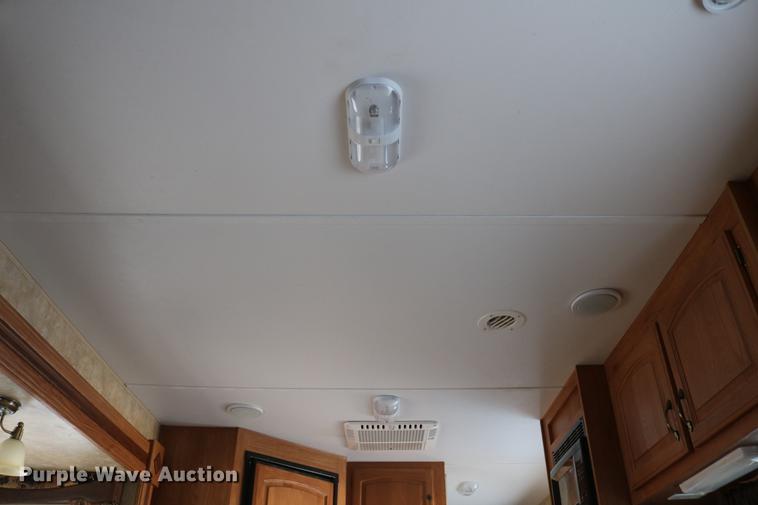 image for item DC7599 2009 Jayco Eagle 320RLS camper