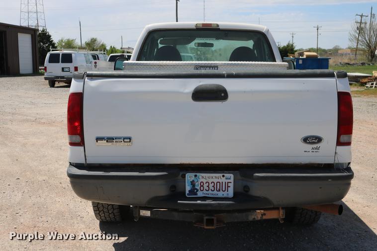 image for item DD1250 2007 Ford F250 Super Duty pickup truck