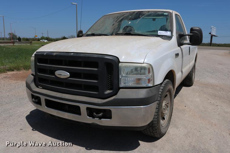 image for item DD1250 2007 Ford F250 Super Duty pickup truck