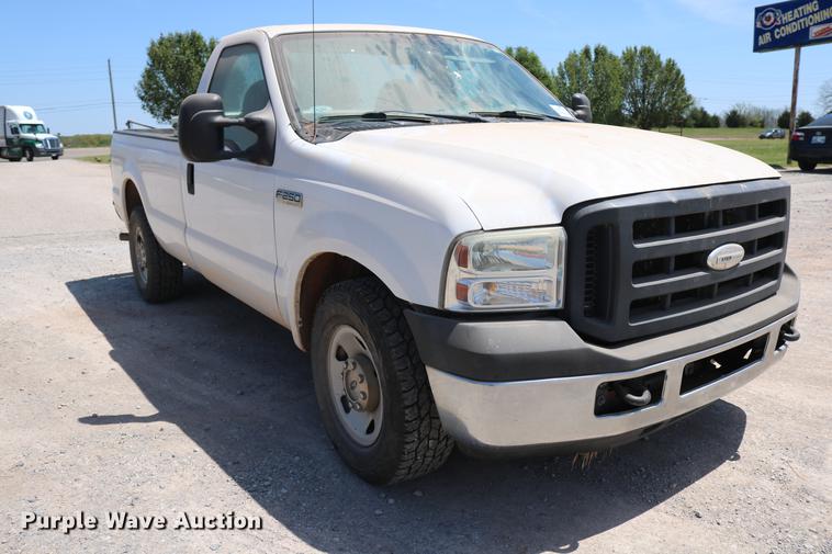 image for item DD1250 2007 Ford F250 Super Duty pickup truck