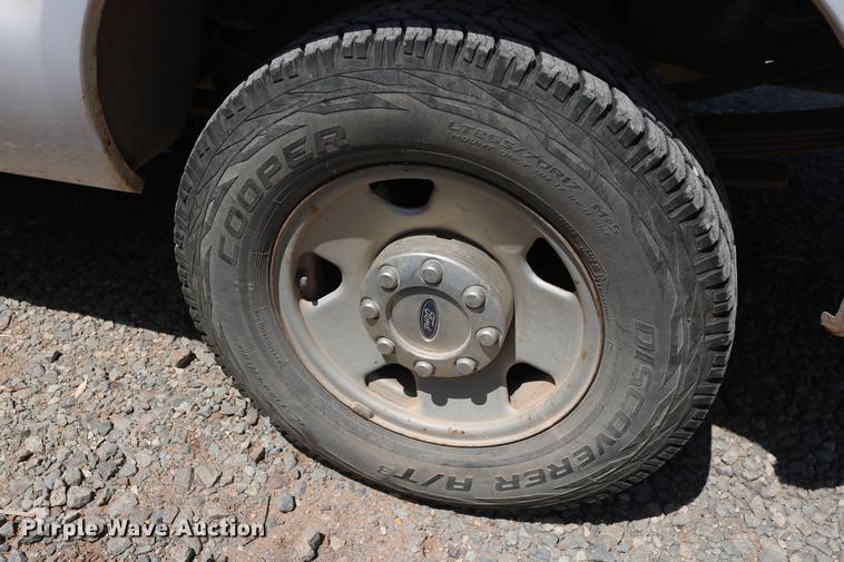image for item DD1250 2007 Ford F250 Super Duty pickup truck