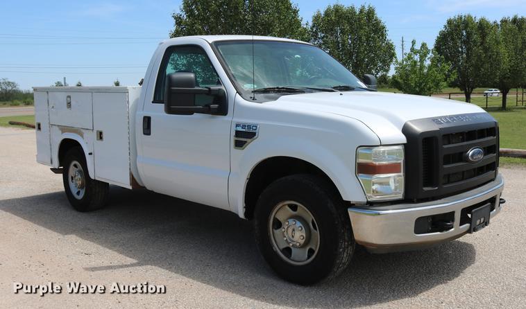 image for item DD1251 2008 Ford F250 Super Duty utility bed pickup truck